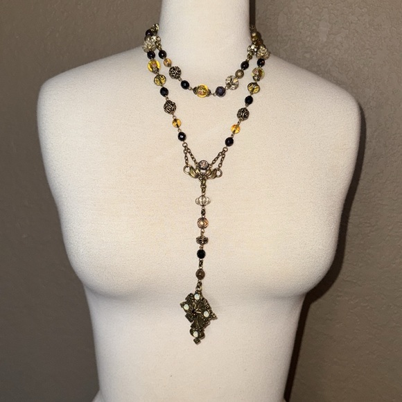 Sweet Romance Baroque Rosary Necklace Vintage-Inspired - Picture 9 of 10